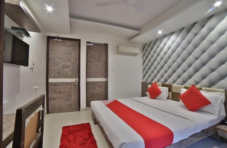 جاندي نجر Hotel Green Apple المظهر الخارجي الصورة